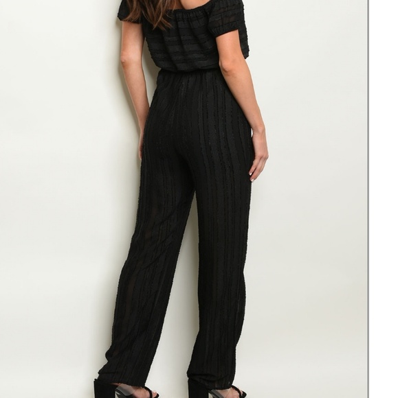 Final sale!🌟Off the shoulder black jumpsuit - Picture 2 of 3